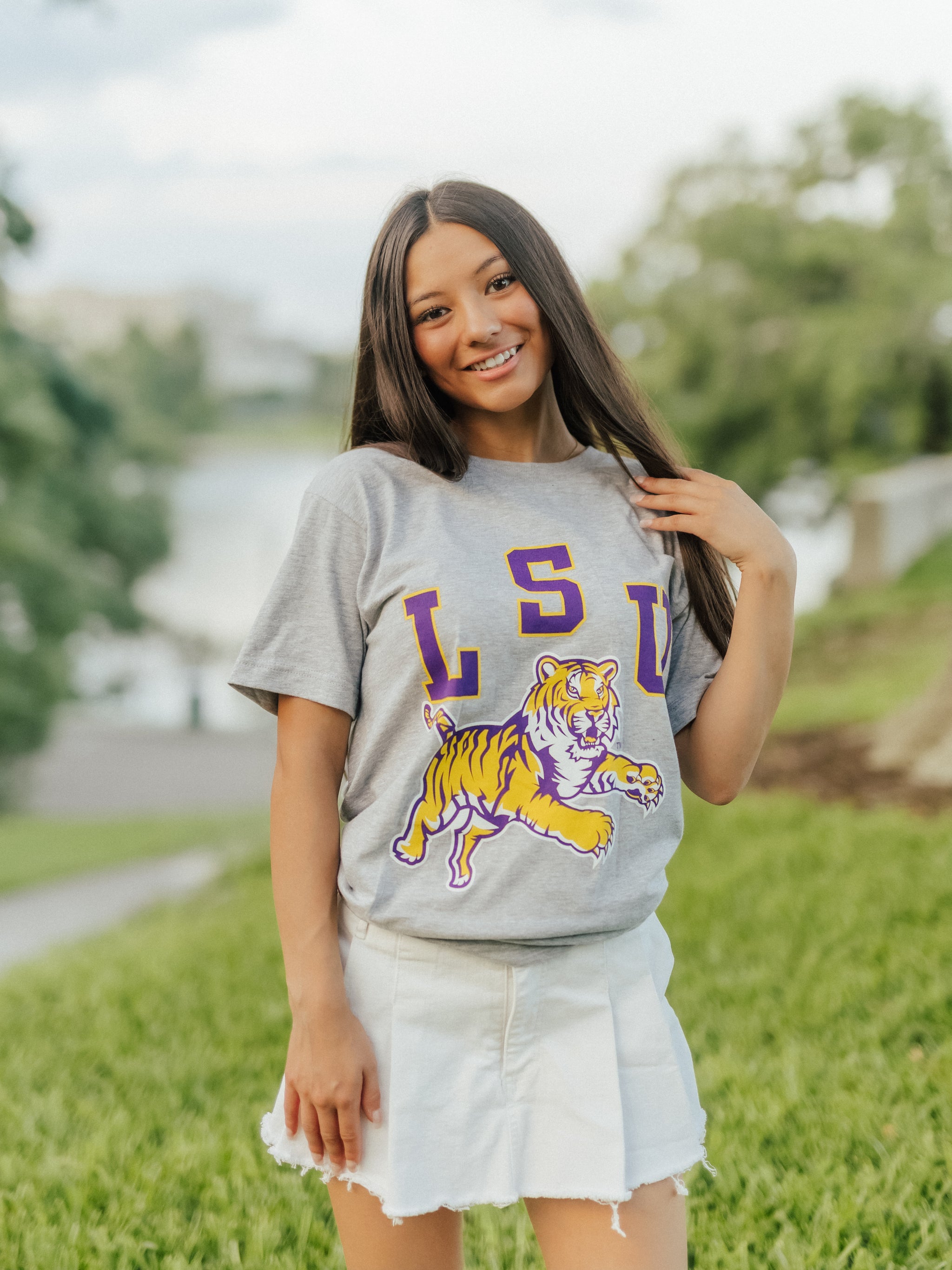 Grey Jumping Tiger Tee