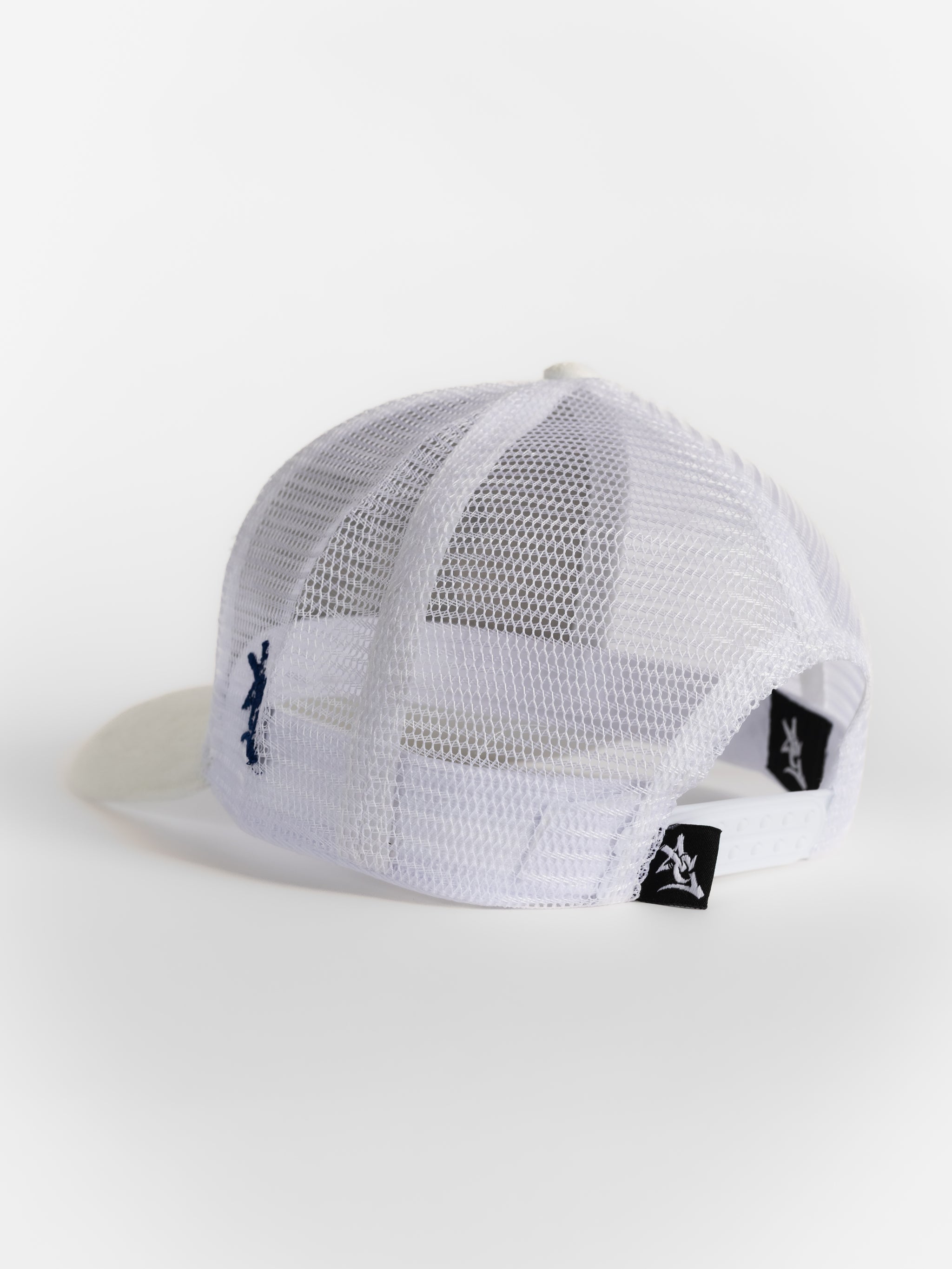 White Suede Mesh Eagles Script GATA Tail Hat