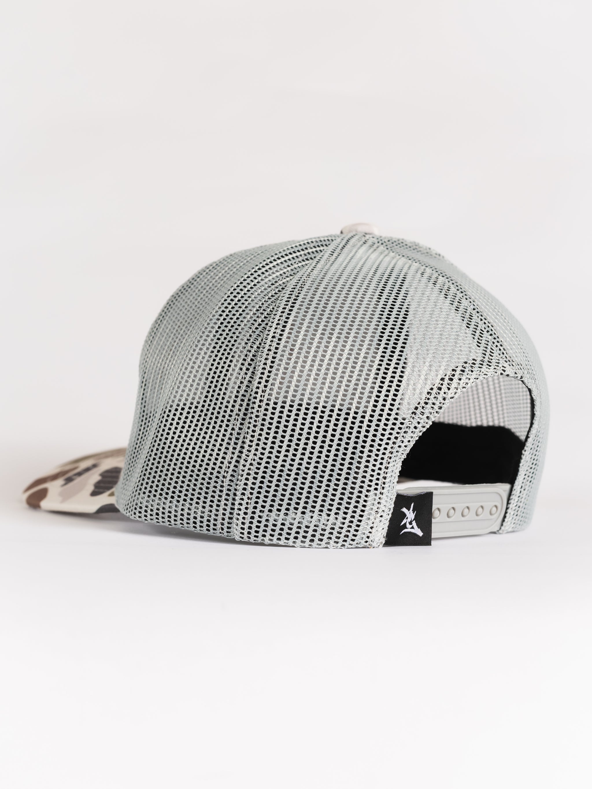 Vintage Camo Brier Creek Buck Head Mesh Hat