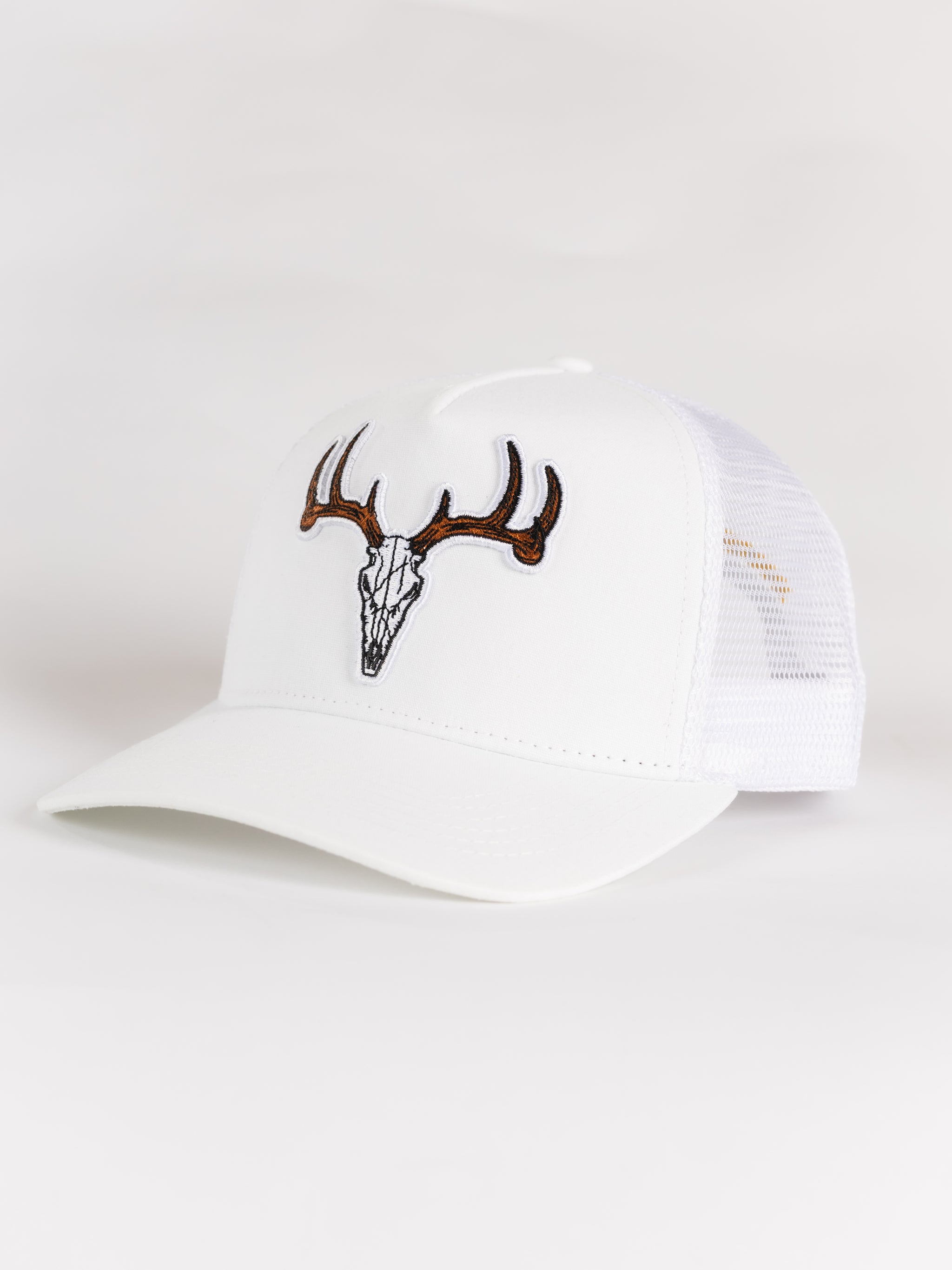 White Buck Head Mesh Hat