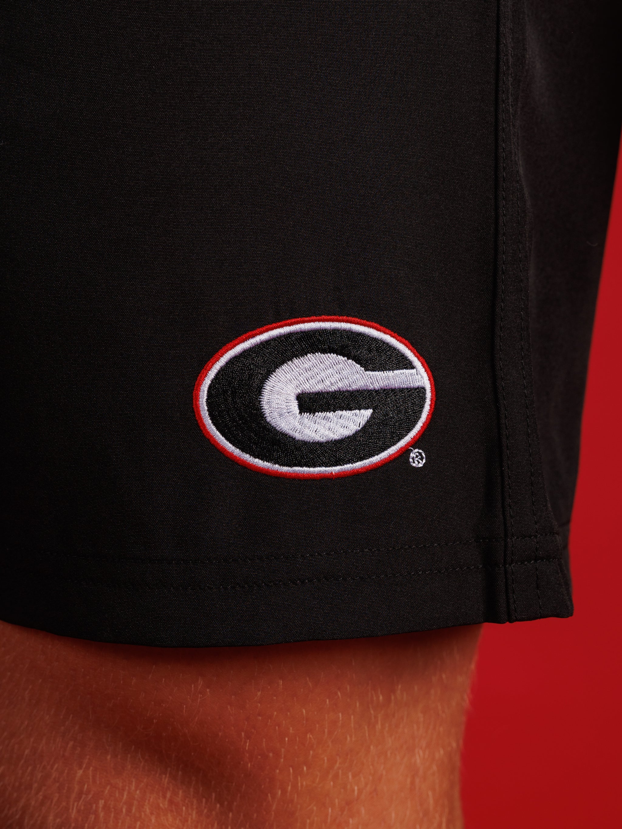 Black Oval G Men's Shorts